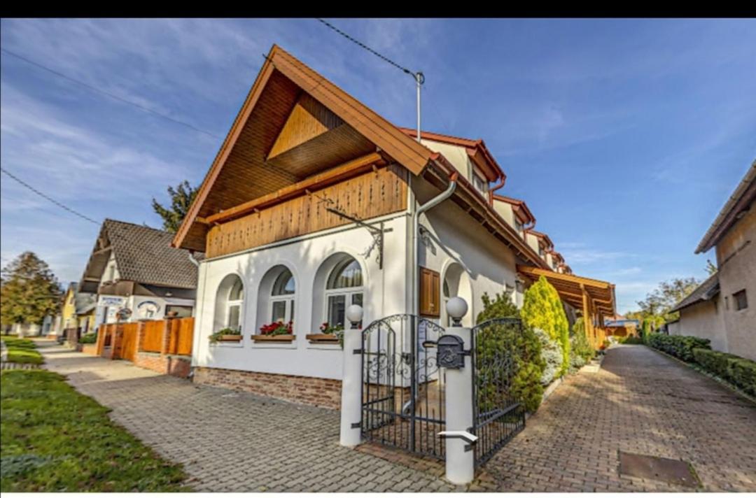Kathy Panzio Bed and Breakfast Balatongyörök Εξωτερικό φωτογραφία
